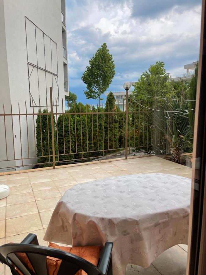 Le Premiere Randevu Appartement Sveti Vlas Buitenkant foto