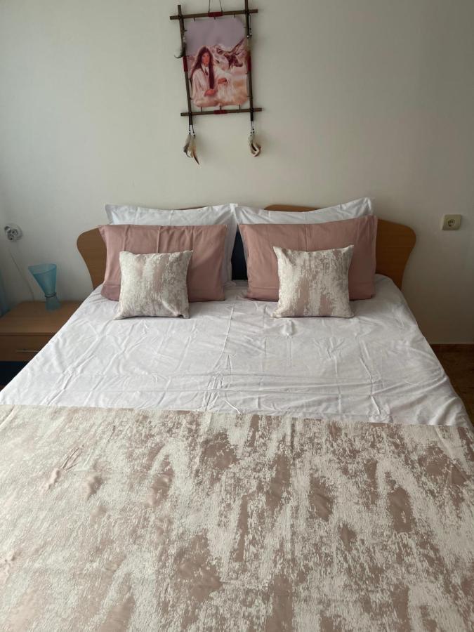 Le Premiere Randevu Appartement Sveti Vlas Buitenkant foto